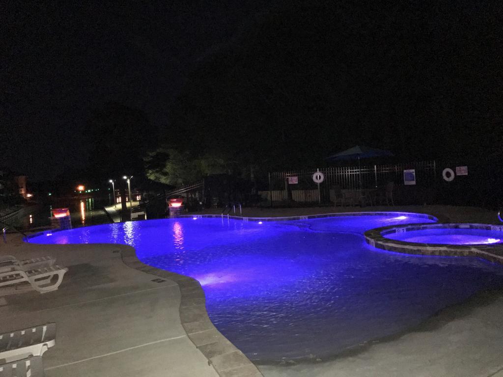 Emerald Isle Resort ฮอตสปริงส์ ภายนอก รูปภาพ
